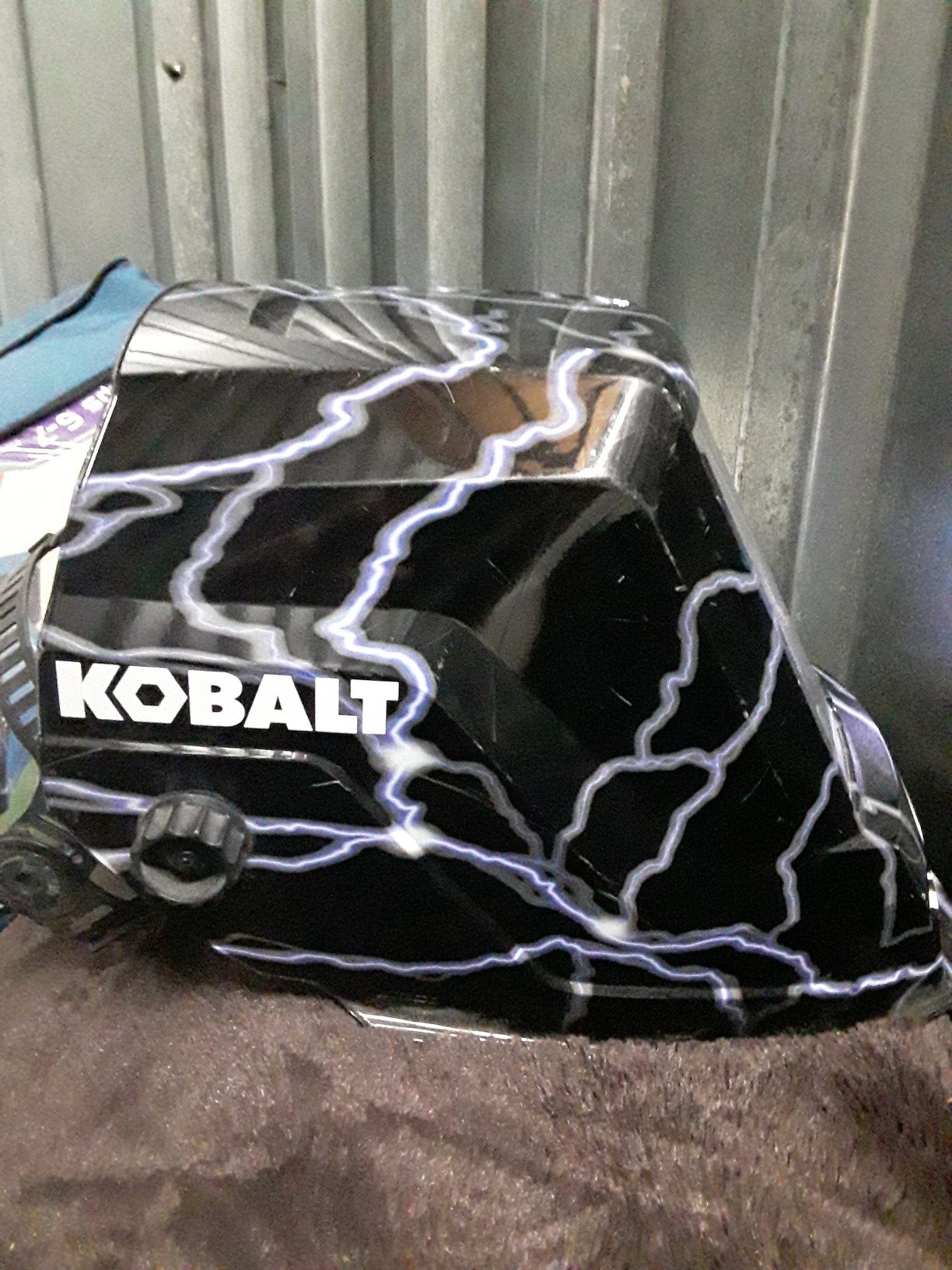 Kobalt Auto Darkening Variable Shade Hydrographic Welding Helmet for