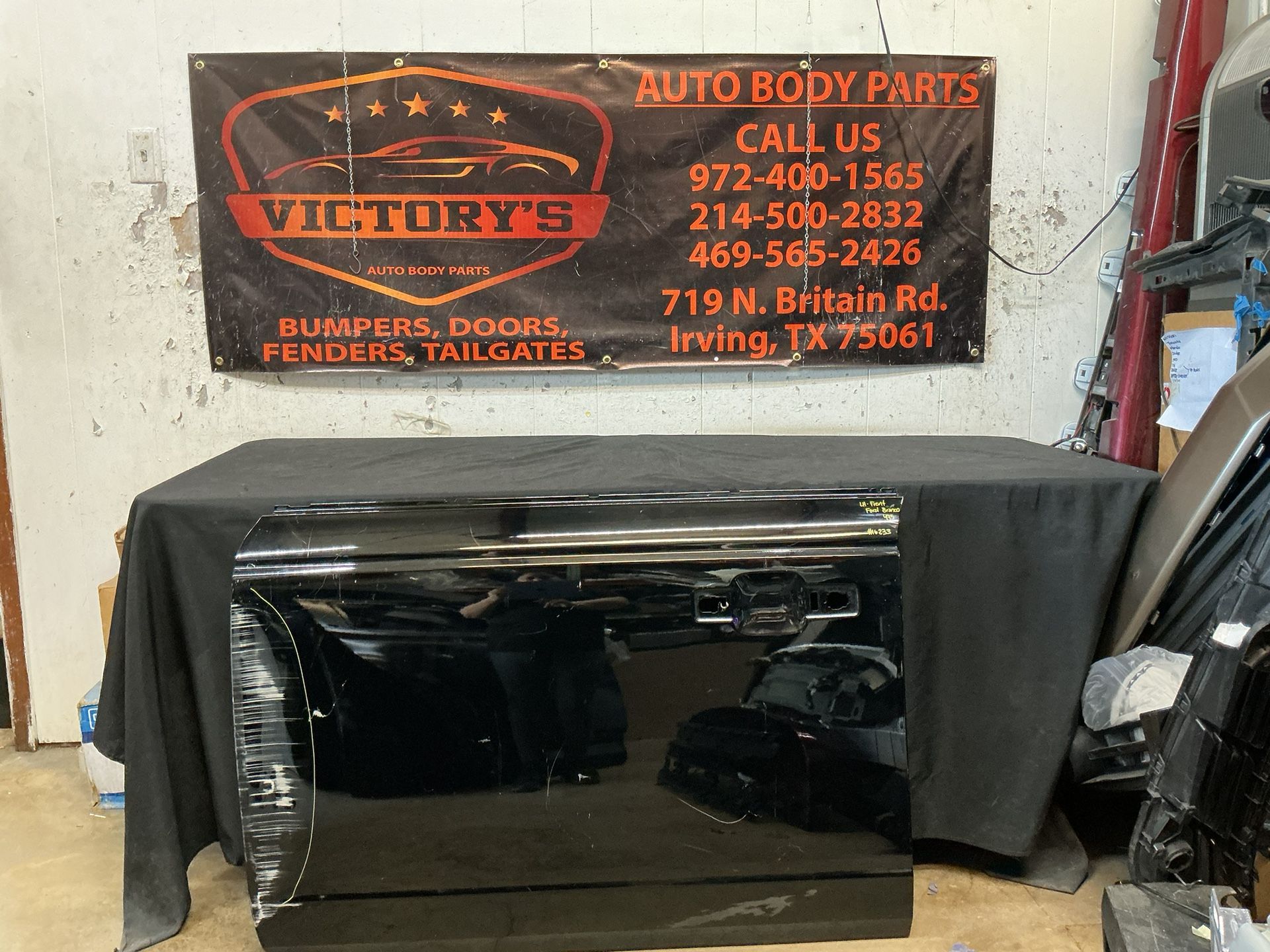 FORD BRONCO 2021-2025 LH FRONT DOOR SHELL OEM