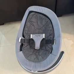 Nuna Leaf infant seat / swing