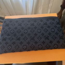 Louis Vuitton Monogram 