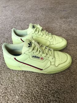 Adidas Continentals Size 8 Men’s. In Great Condition. Super Comfy