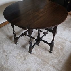 Vintage Gateleg Drop-Leaf Dining Table