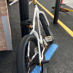 BEASTMODE SE BIKE