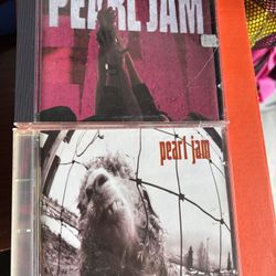 2 Pearl Jam Cds