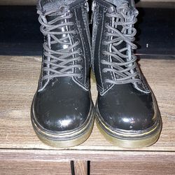 Dr. MARTENS