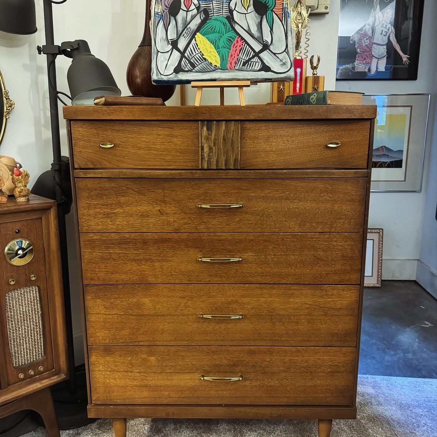 Vintage MCM Bassett Furniture Industries Four Drawer Dresser for Sale in Lynnwood, WA - OfferUp Vintage MCM Bassett Furniture Industries Four Drawer Dresser for Sale in Lynnwood, WA - OfferUp