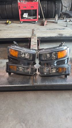 Silverado Headlights 22-24