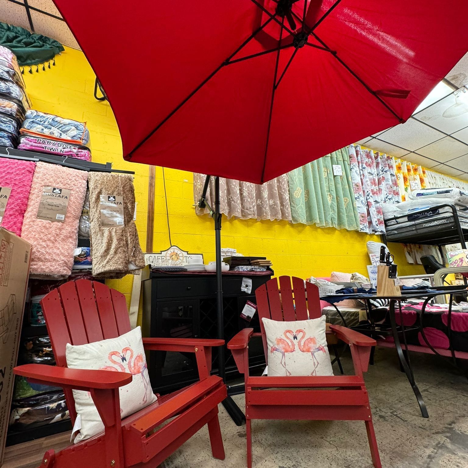 chili patio umbrella OLILAWN 11FT Cantilever with BaseOutdoor Large Round Aluminum Offset Umbrella for Garden Deck Pool, OL-HT030 this umbrella features a multi PHI VILLA 15ft Large Outdoor