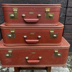 Vintage 1950s J.C. Higgins 3-Piece Nesting Luggage Set — Brown, Brass Hardware