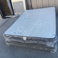 New Queen Mattress And Box Spring 