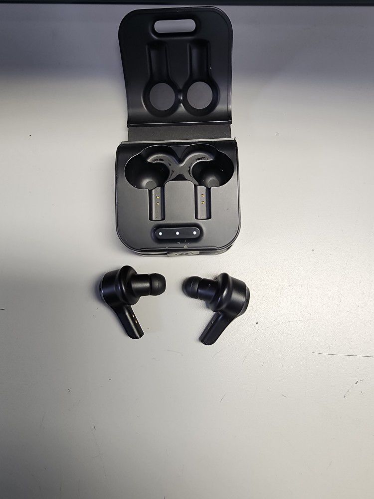  Earbuds 