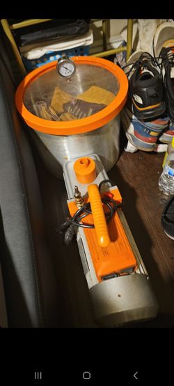 vacuum pump and dish