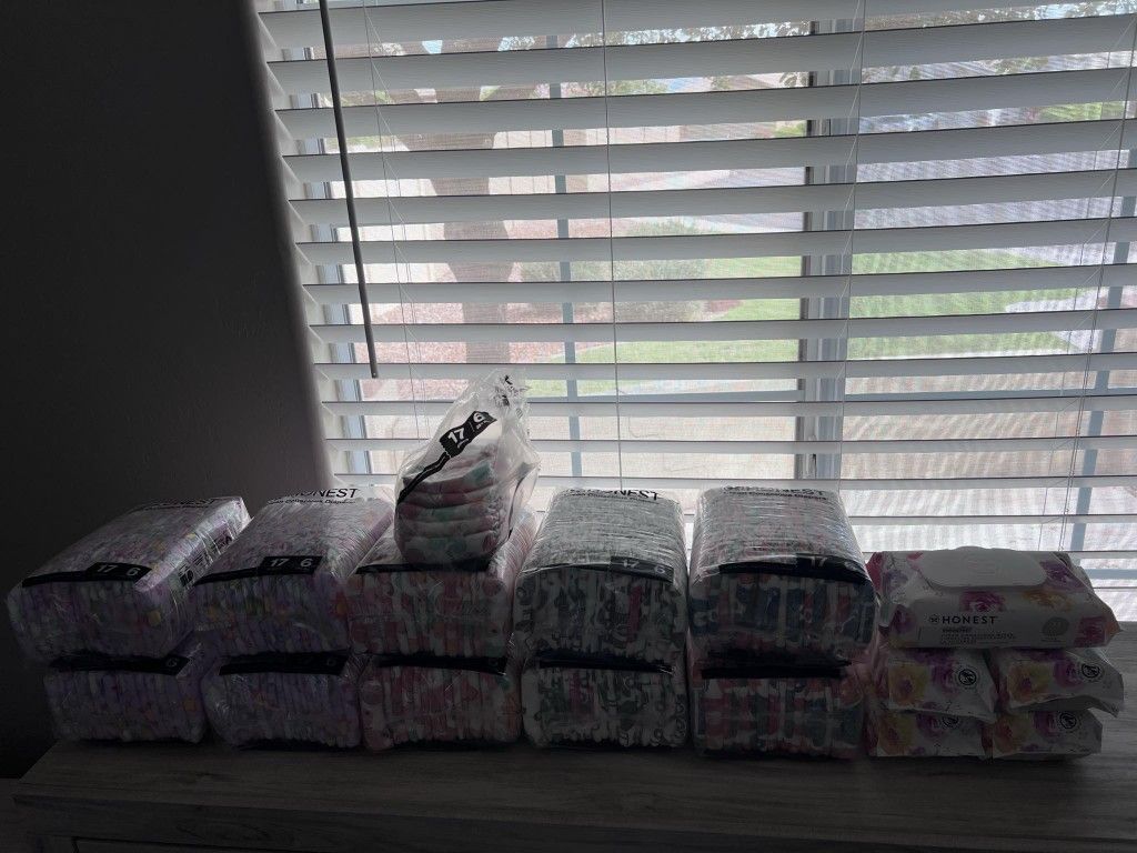 Lot Of Honest Diapers And Wipes Size 6