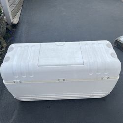 Igloo 120 Quart Ice Chest