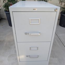 Metal Filing Cabinet 