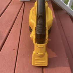 DEWALT 20-Volt MAX Wet/Dry Vacuum 