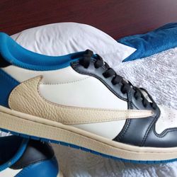 Fragment Design × Travis Scott × Air Jordan 1 Retro × Size 13