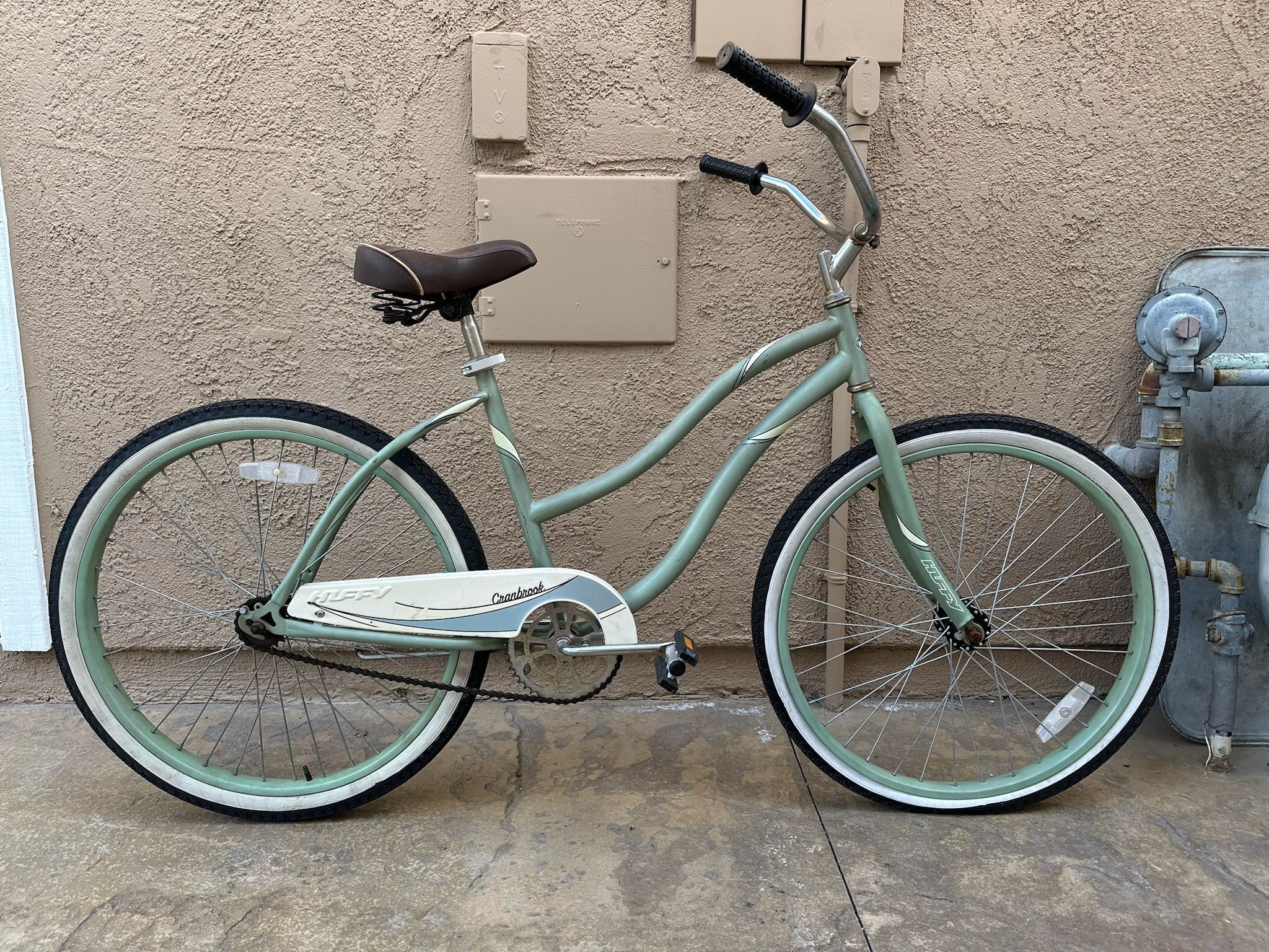 Schwinn Style Beach Cruiser Bike Single Speed Coaster Lightweight Ready To Ride New Tires