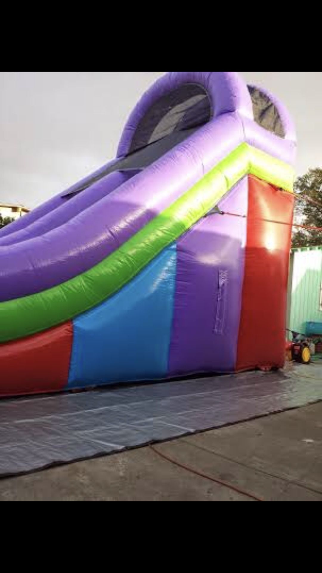 Inflatable slide with the air motor used 6 times exactly bought for 2,600 asking for 1,700 obo nothing wrong with it just like new PERFECT condition!