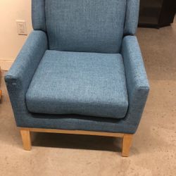 Living room chair like New 
