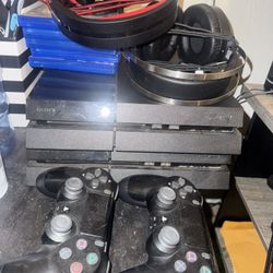 2 PS4s w/ 2 Controllers & Games