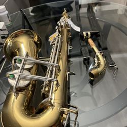 SAXOPHONE FORSALE
