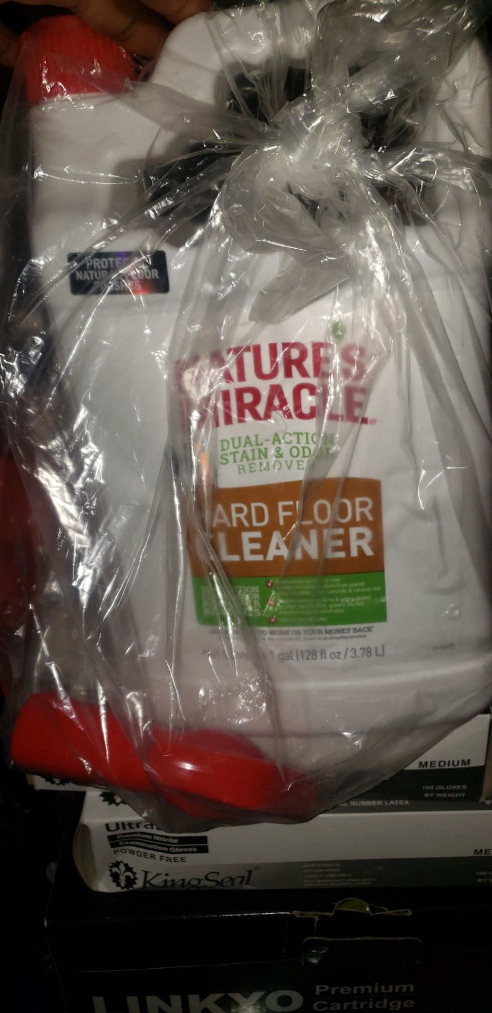 Harwood stain removal..1 gallon (pets)