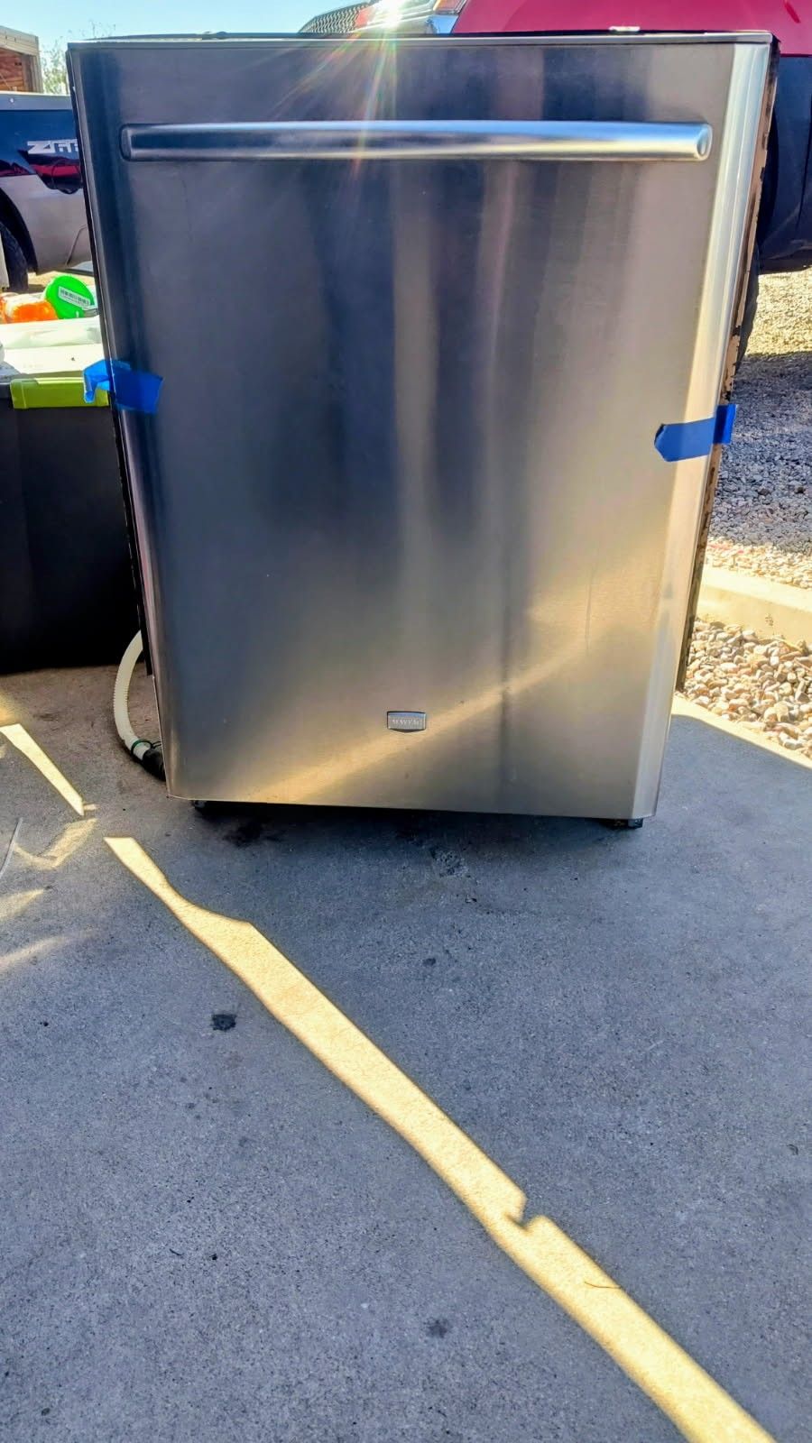 MAYTAG STAINLESS STEEL DISHWASHER
