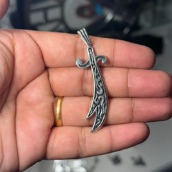 925 Sterling Silver Zulfiqar Sword Pendant – Islamic Calligraphy Design