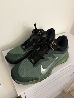 Nike NYC limited edition tennis shoes