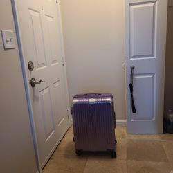 2 Travel Suitcase   