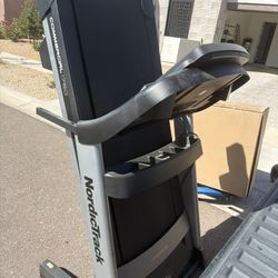Norditrack 1750  Treadmill