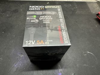 BRAND NEW SEALED NOCO Genius GEN5X1 5A Waterproof Battery Charger / Maintainer