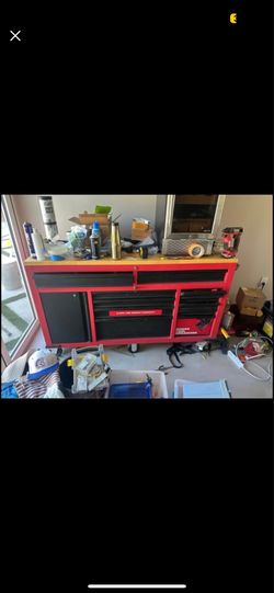 Milwaukee 61” Mobile Workbench Tool Chest (Pegboard + Power Strip) – 2,200 lb Capacity – Wood Top – Agoura Hills