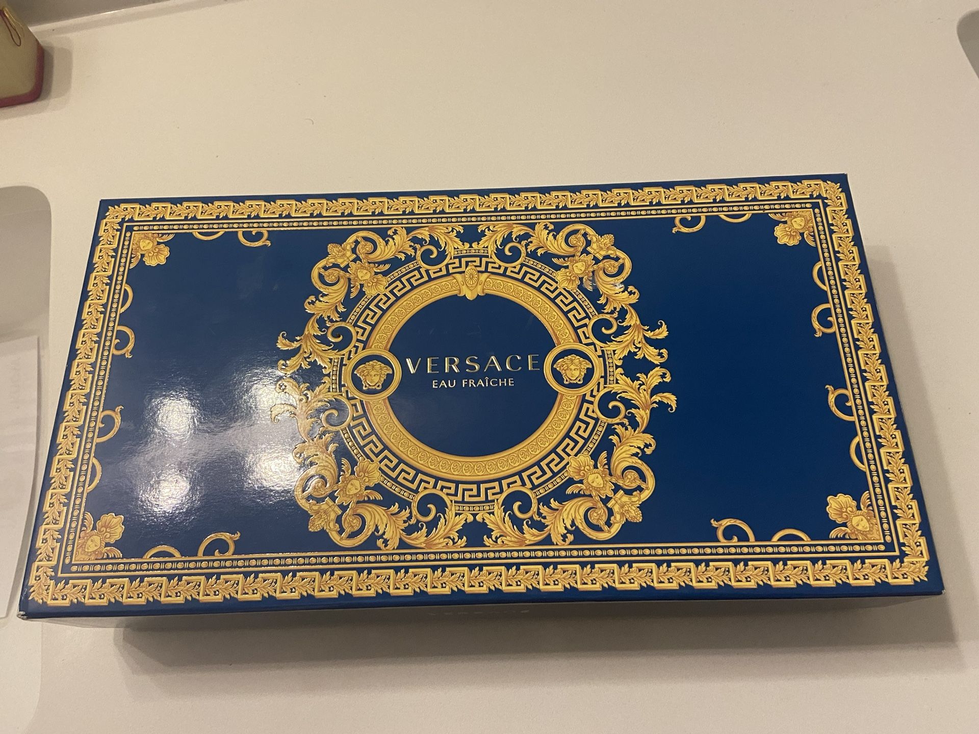 Versace Cologne 