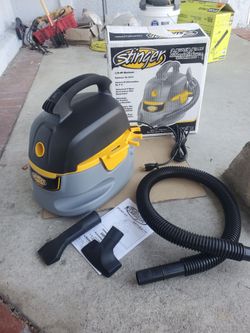 Stinger
2.5 Gal. 1.75 Peak HP Small Shop Vacuum Wet Dry Vac with Filter Bag, Hose, Utility and Car Nozzle Attachments HD2025