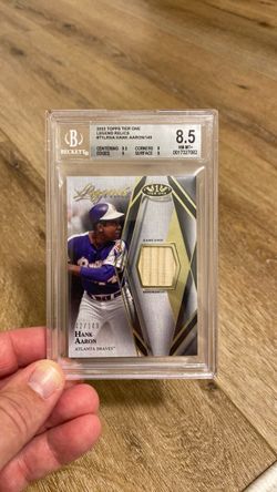 Hank Aaron Game Used Bat Relic /149 2022 Topps Tier One BGS 8.5 Braves HOF