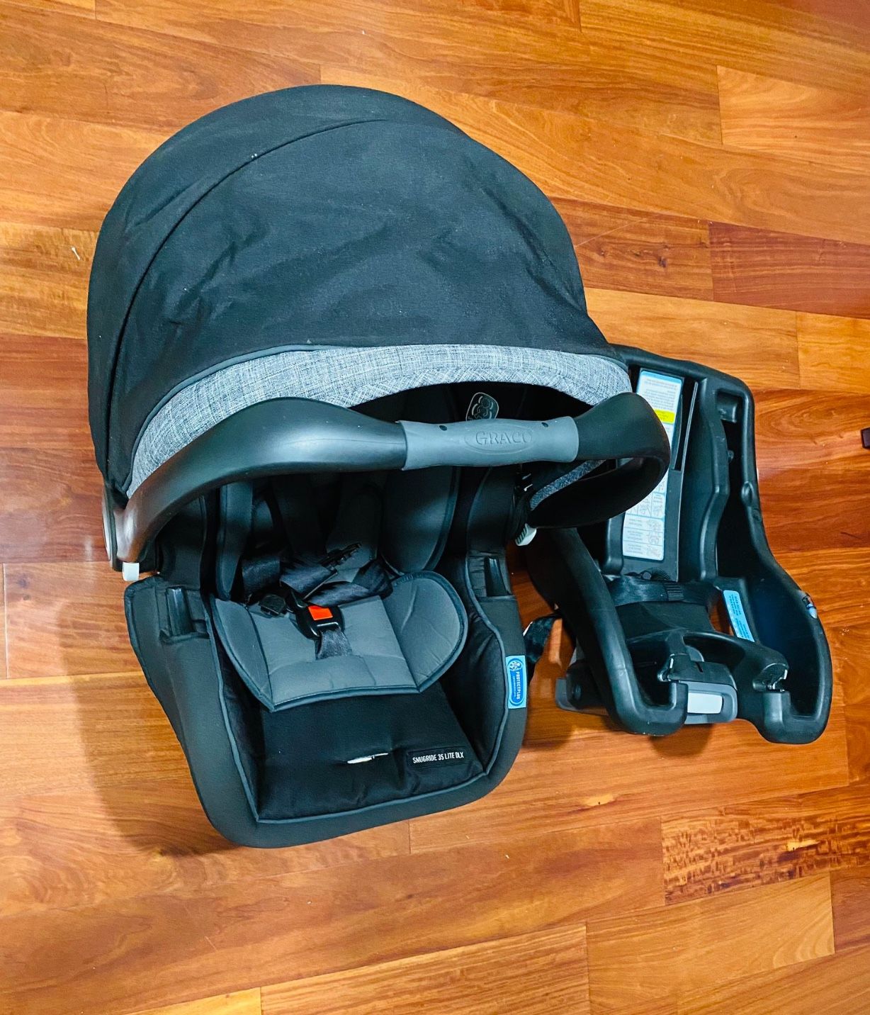 Graco Car Seat And Base