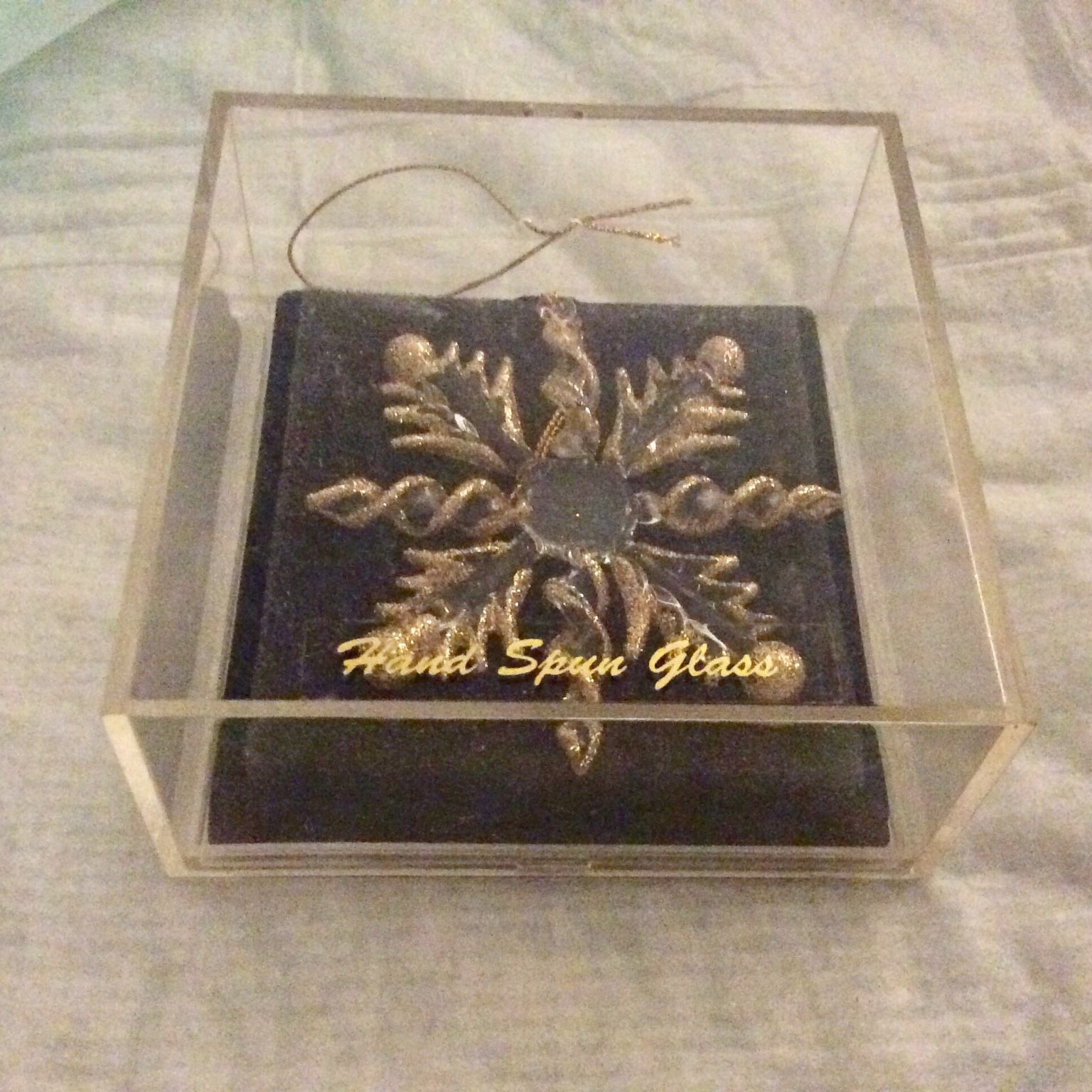 New In Case “Hand Spun Glass” SNOWFLAKE Ornament