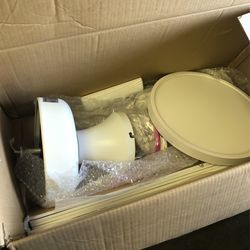 Casa Borja 52 Inch 5 Bulb White Ceiling Fam Led With Remote Brand New 