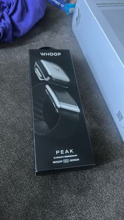 Whoop Peak Fitness Watch