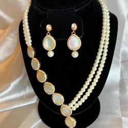 Mother of Pearl With Cubic Zirconia Necklace Set