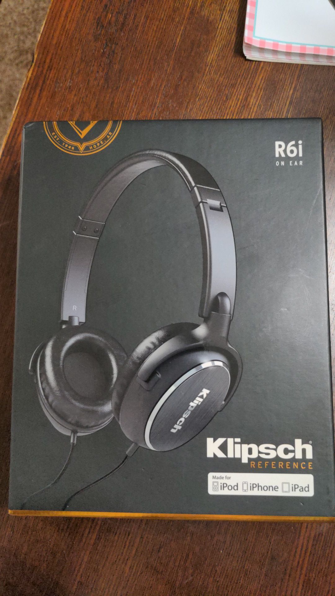 Klipsch Headphones R6i on ear