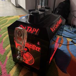 Jagermeister 3-Bottle Alcohol Tap Machine Dispenser Good