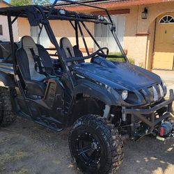 2008 Yamaha Rhino 700fi And 2 Helmets