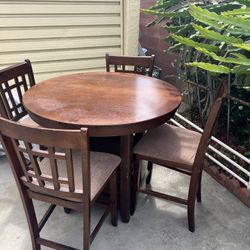 Beautiful Wood Dining Table 