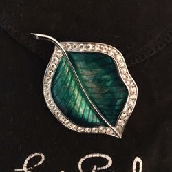 Erwin Pearl Hand Painted Enamel  Austrian  Crystals  Brooch  Signed 