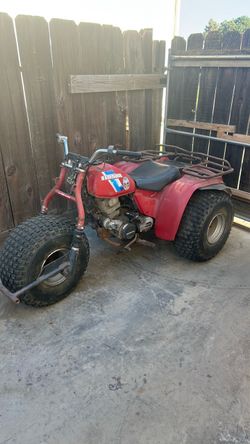 Honda atc big red
