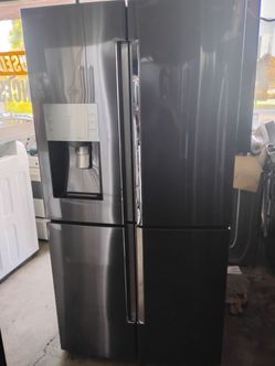 Samsung 4-Door French Door Refrigerator Black Stainless