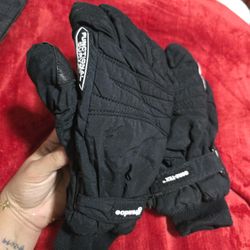 Snow Gloves
